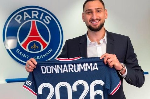 Donnarumma gia nhap PSG hinh anh