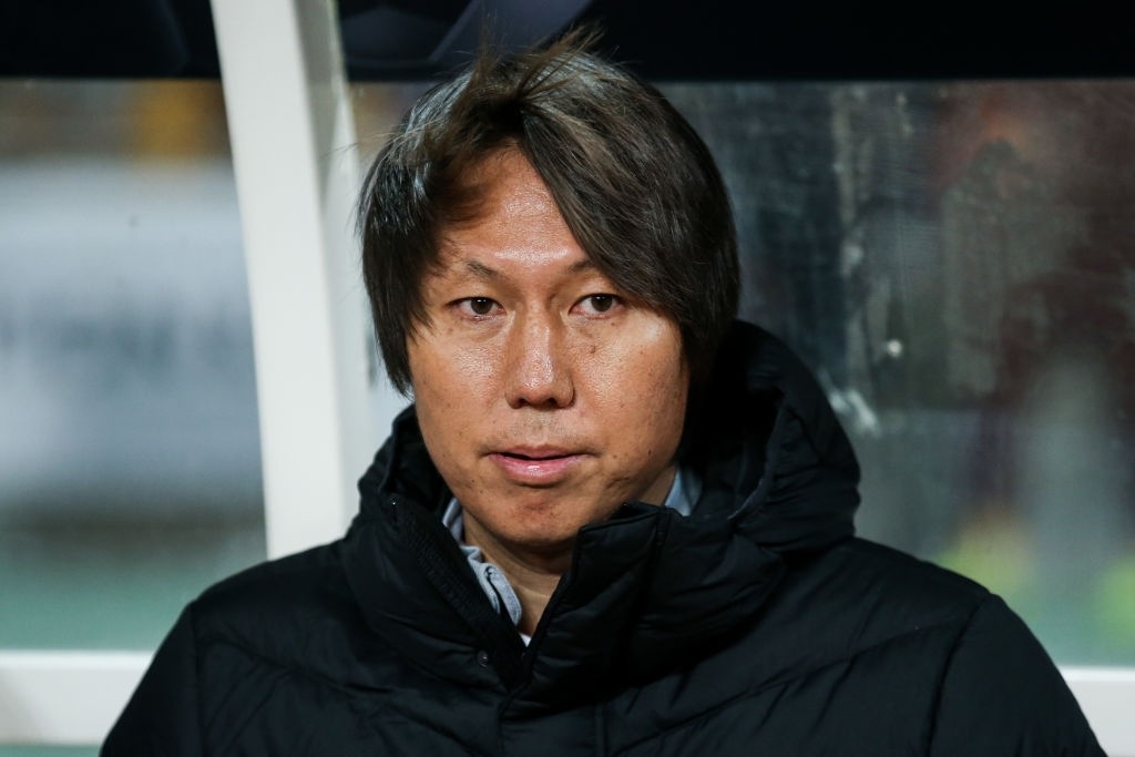 Li Tie - tu hoc tro David Moyes den HLV truong tuyen Trung Quoc hinh anh