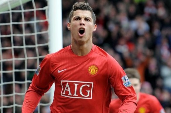 Ronaldo ve MU - khong chi la chuyen si dien hinh anh