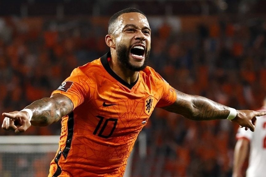 Ha Lan thang dam o vong loai World Cup hinh anh