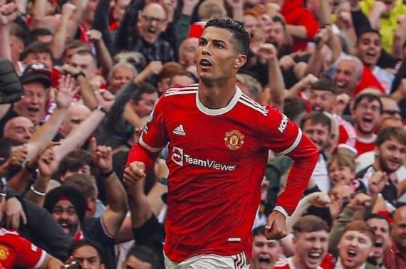 Ronaldo va MU deu da khac hinh anh