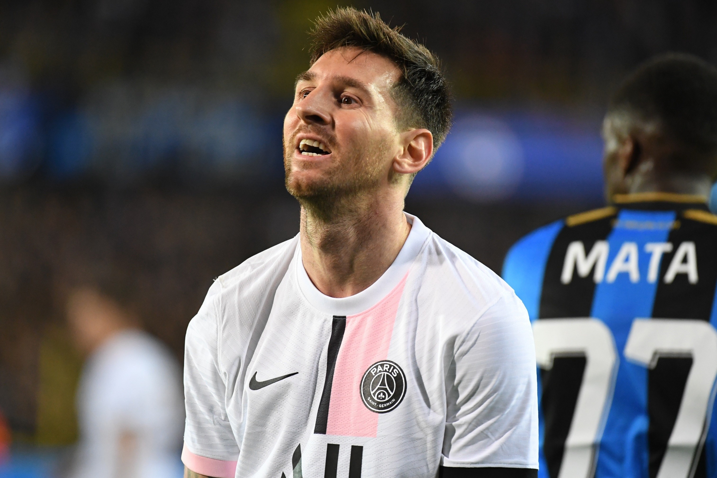 Messi keo lui PSG? hinh anh