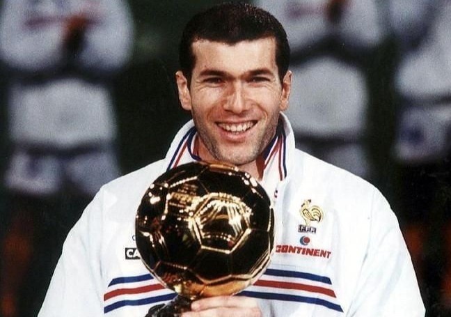 Doi hinh so huu nhieu Qua bong Vang nhat lich su hinh anh