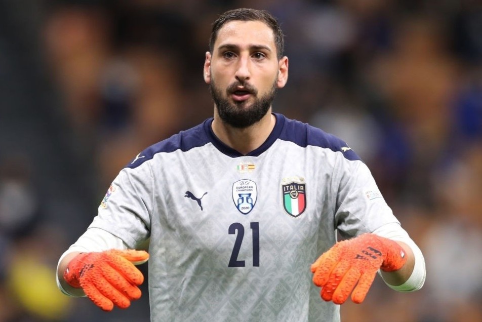 Van de cua Donnarumma hinh anh