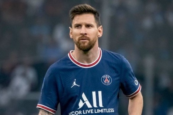 Thierry Henry: 'Messi bi co lap tai PSG' hinh anh