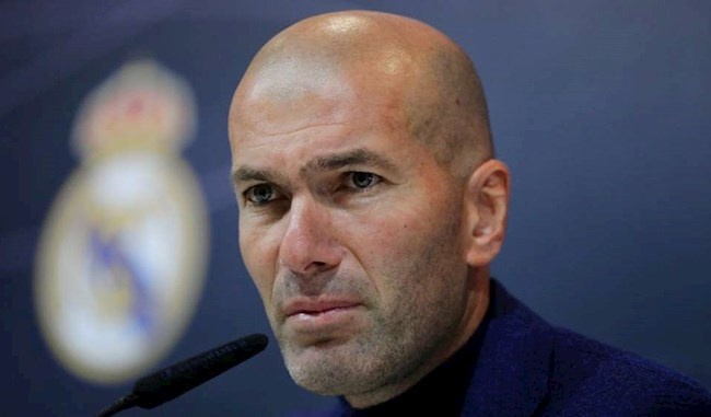Zidane se toi PSG neu Pochettino den MU hinh anh