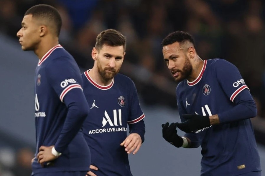 PSG va ganh nang sieu sao hinh anh