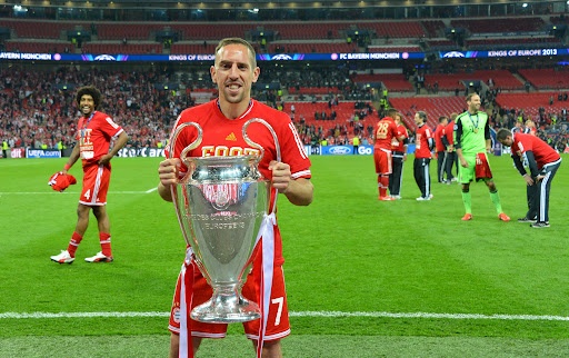 doi hinh chua tung gianh Qua bong Vang anh 10