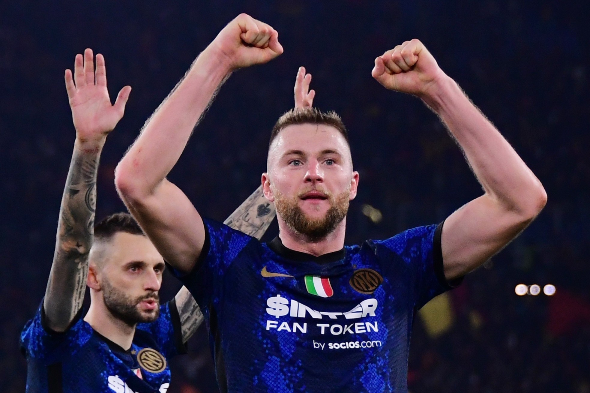 Inter Milan danh bai AS Roma 3-0 hinh anh