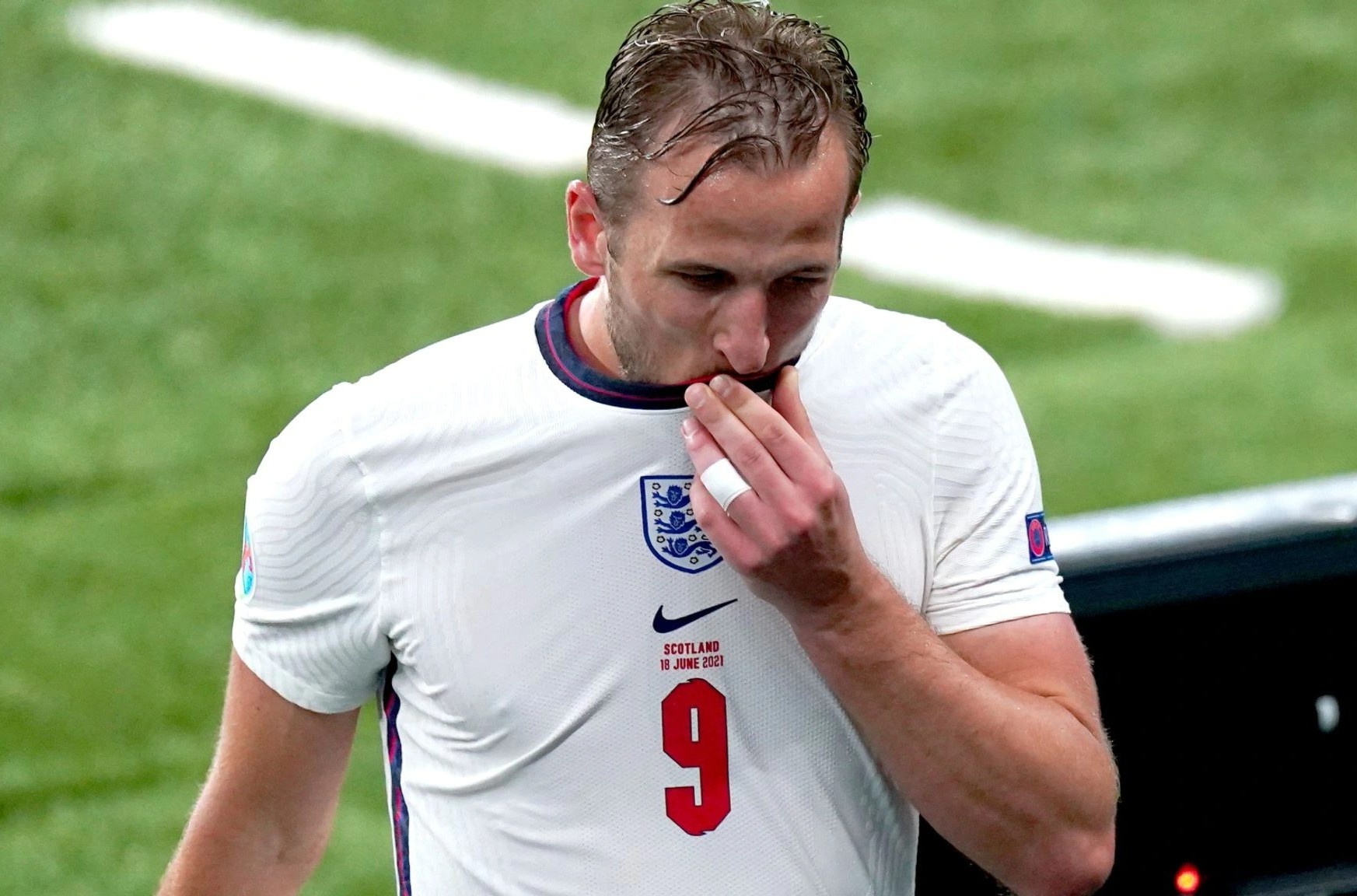 Tuyen Anh roi vao bang tu than tai UEFA Nations League hinh anh