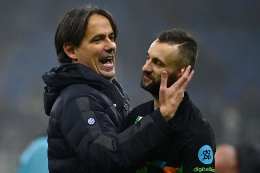 Inter Milan vo dich luot di Serie A hinh anh