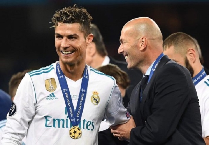 Marca: Zidane muon tai ngo Ronaldo o PSG hinh anh