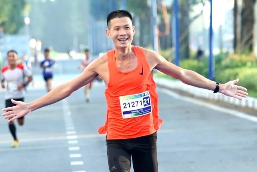 VDV phong trao gay bat ngo o giai tuyen chon cho marathon SEA Games 31 hinh anh