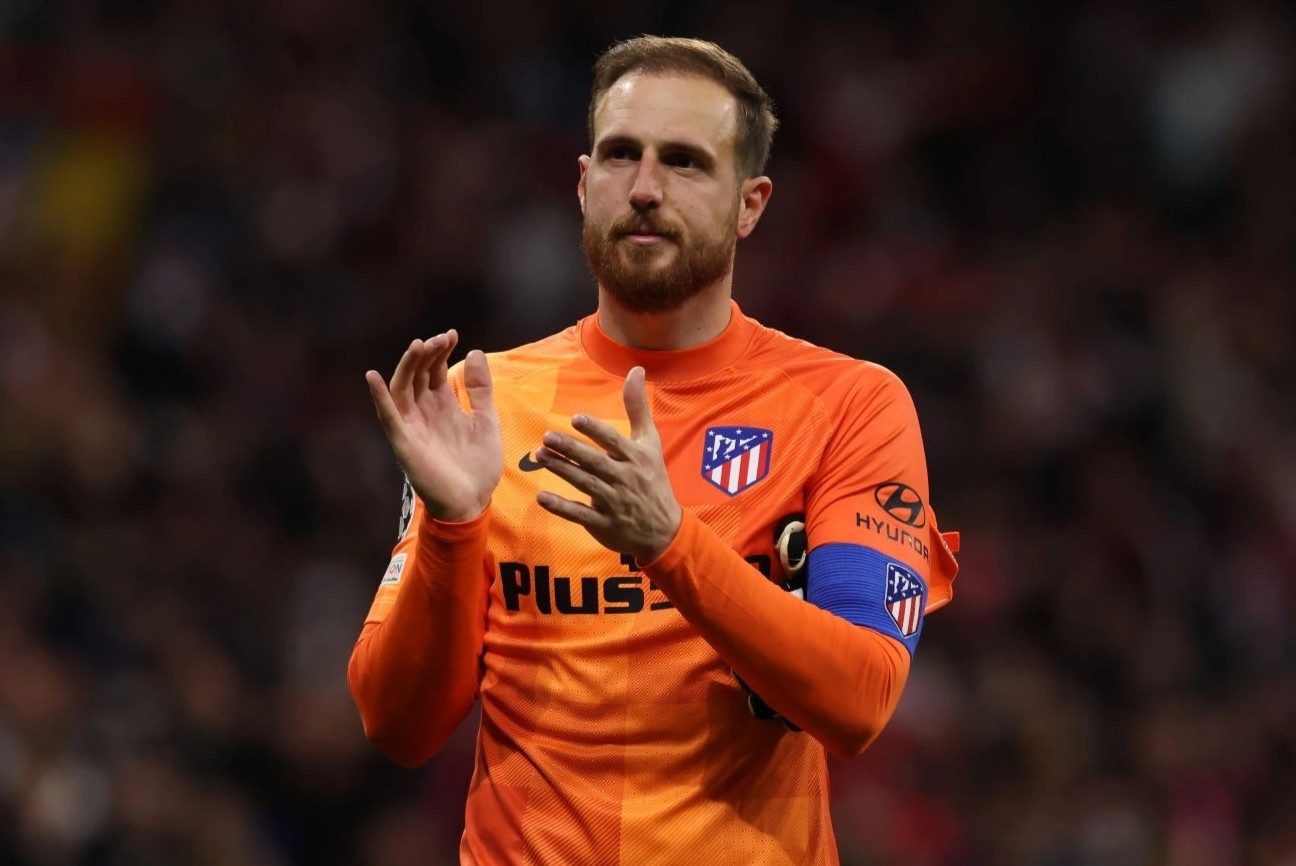 Oblak: Atletico xung dang thang Man City hinh anh