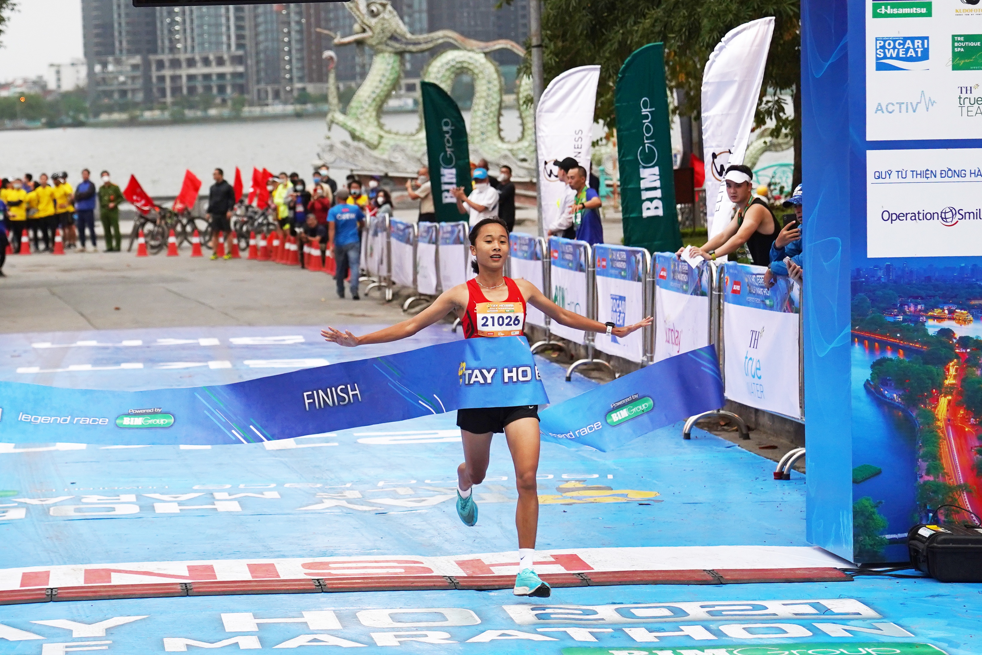 Tay ho half marathon anh 1