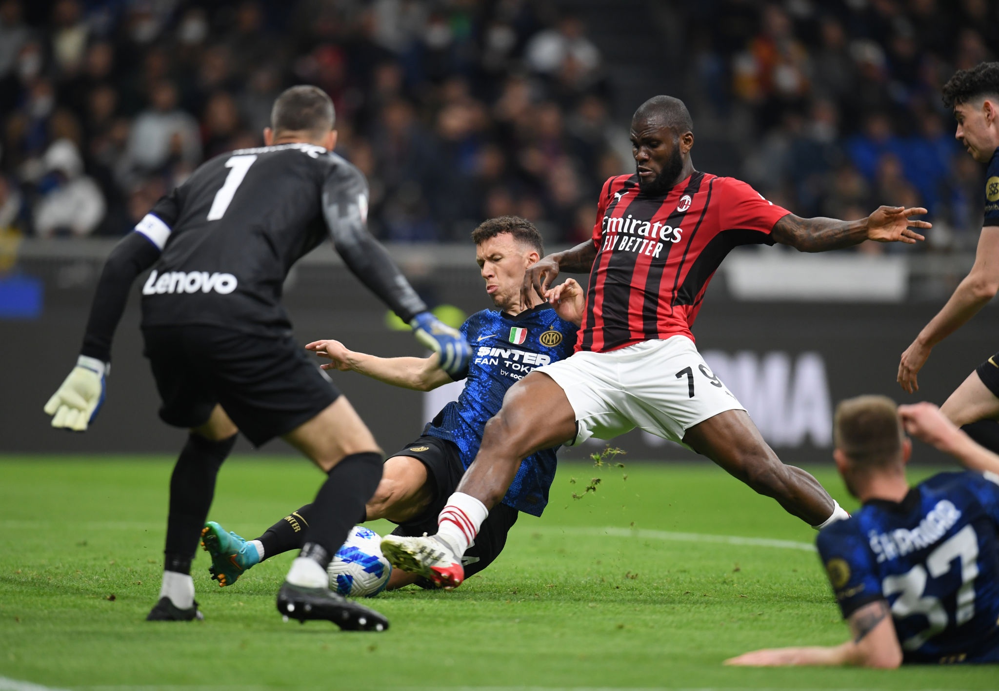 Inter dau Milan anh 3