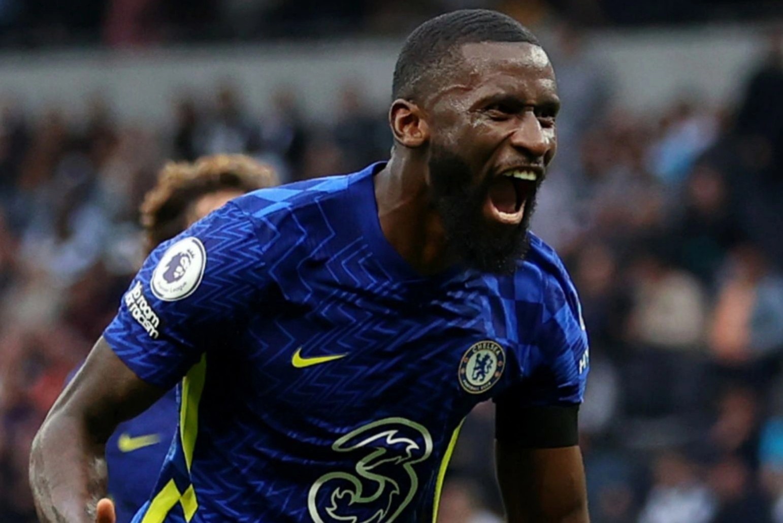 Romano: 'Real Madrid dat thoa thuan voi Rudiger' hinh anh