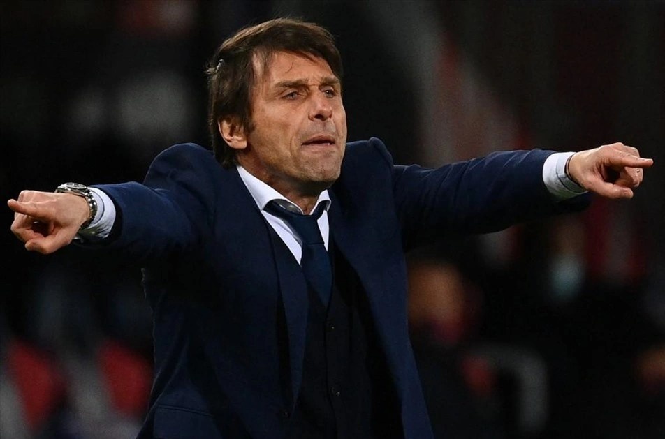 Conte ra dieu kien de dan dat PSG hinh anh