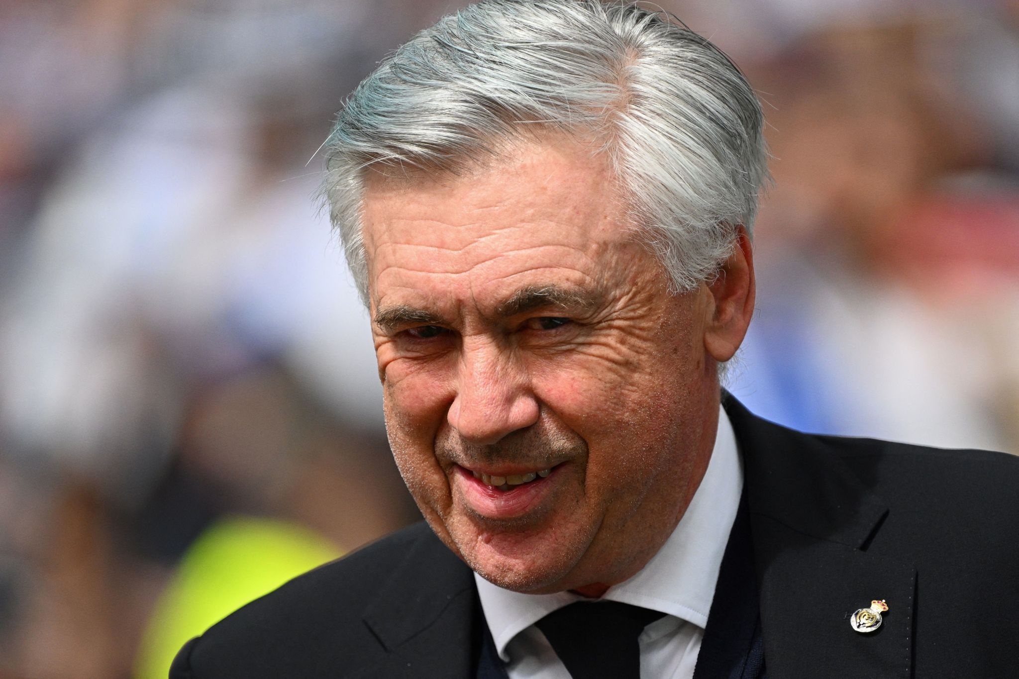 Chuc vo dich ky la cua Real Madrid va Ancelotti hinh anh