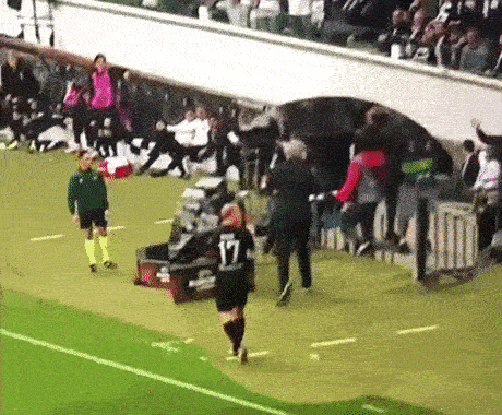 David Moyes nhan the do vi sut vao cau be nhat bong hinh anh