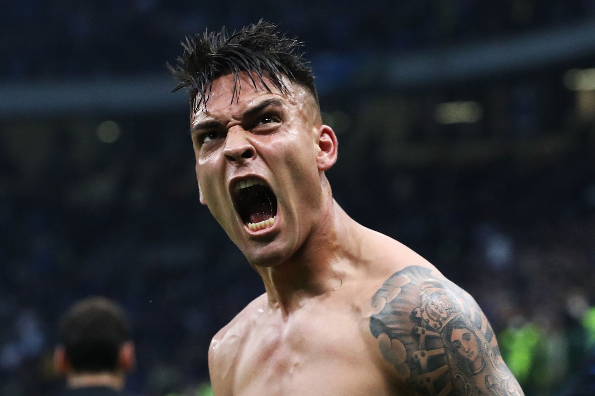 Inter len dau bang sau man nguoc dong tu the bi dan 2 ban hinh anh