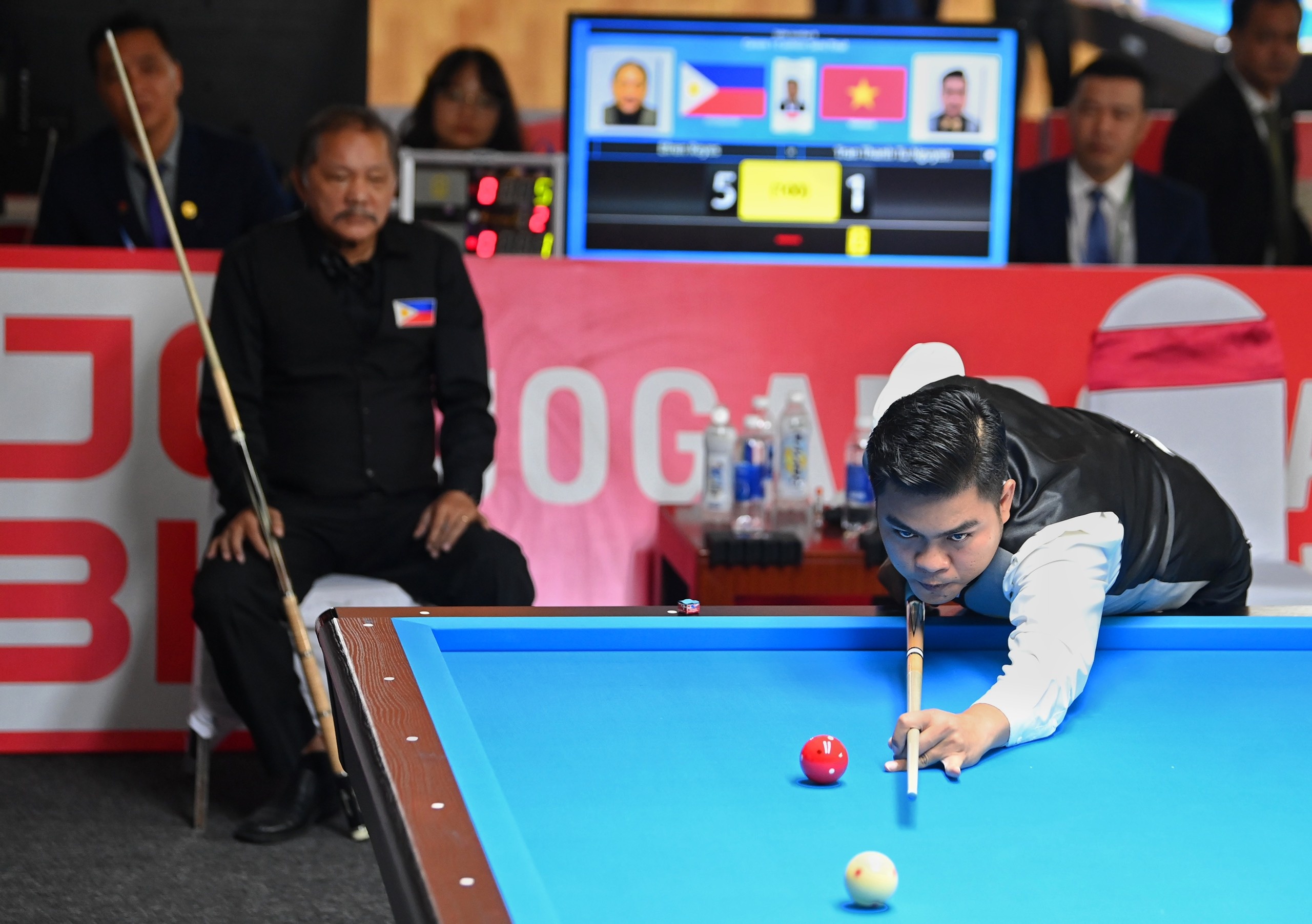 Thanh Tu gianh HCV billiards SEA Games do doi thu mac Covid-19 hinh anh