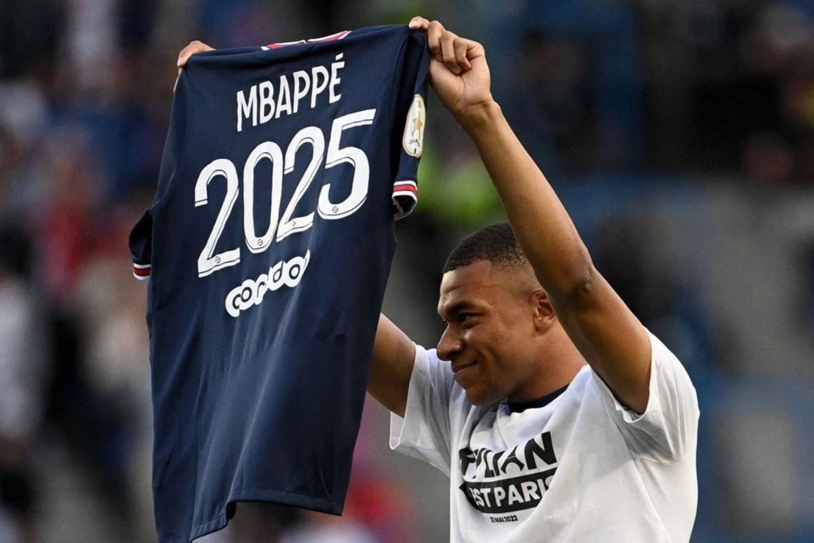 Mbappe o lai PSG, khong toi Real Madrid hinh anh