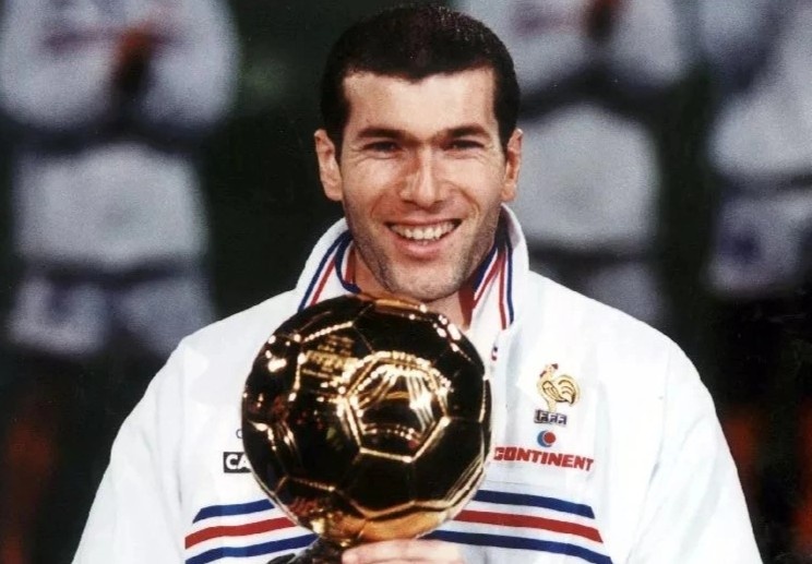 4 huyen thoai nguoi Phap tung gianh Qua bong Vang hinh anh