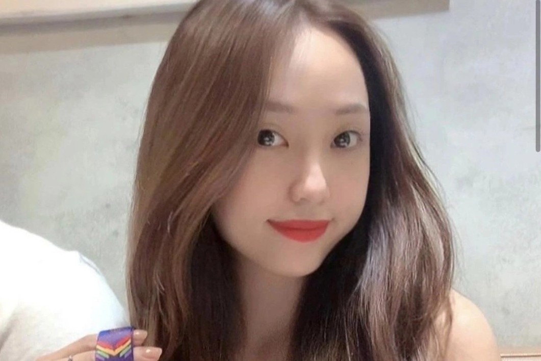 Ban gai kin tieng cua thu mon Van Chuan hinh anh