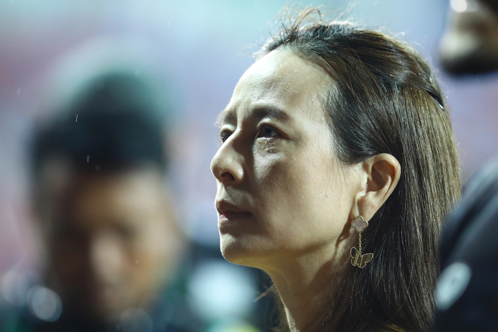 Bao Thai Lan goi y nu truong doan Madam Pang tu chuc hinh anh