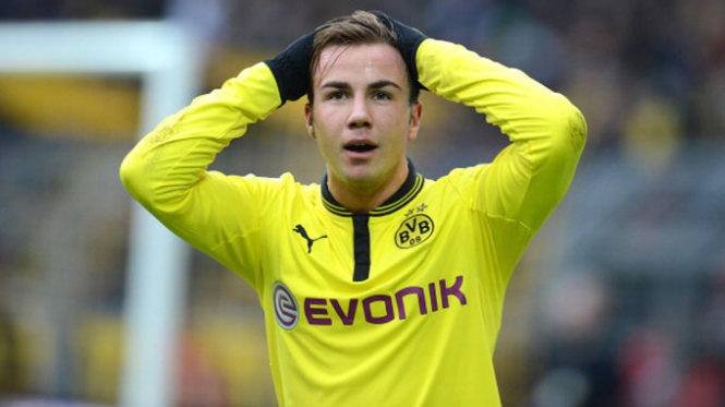 Gotze tiec vi tung tu choi Liverpool hinh anh