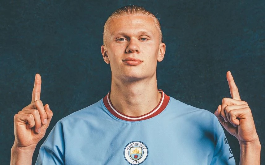 Mendy: 'Haaland va Benteke khong co nhieu khac biet' hinh anh