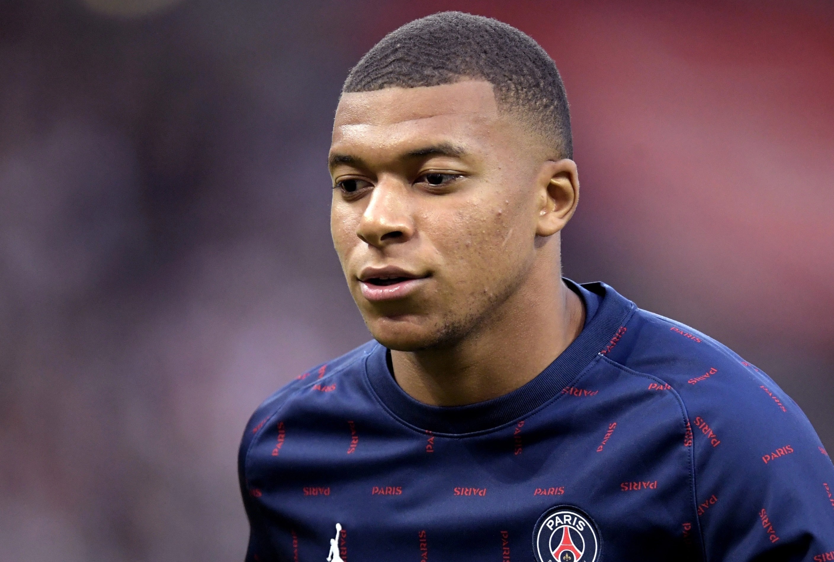 Bong da Phap dang lam nguy hinh anh