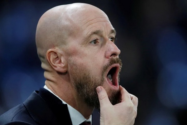 Man United dang hoang loan hinh anh