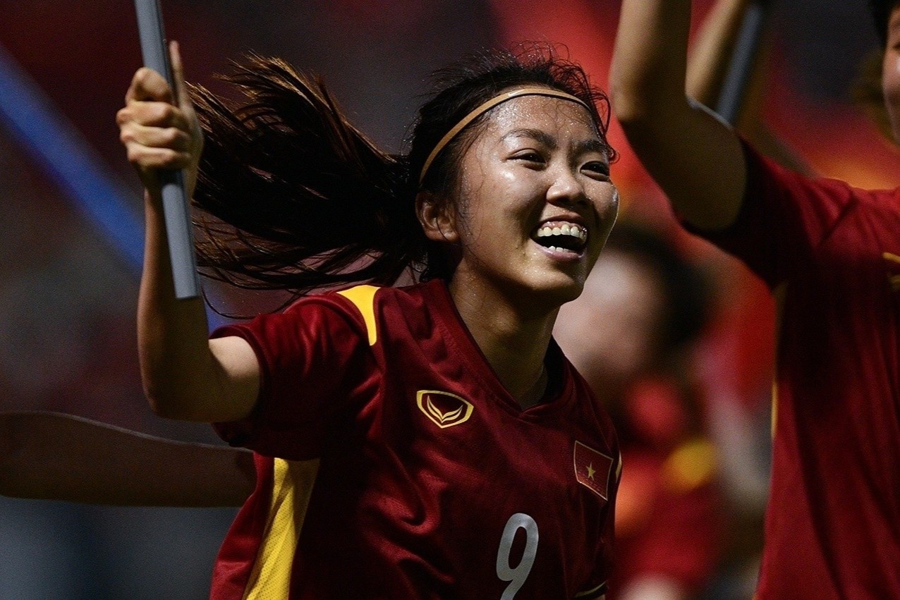 Nguoi dai dien: ‘Huynh Nhu khien ca doi Bo Dao Nha bat ngo’ hinh anh