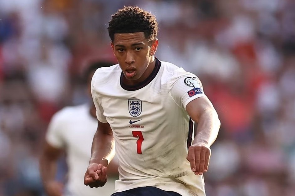 Bellingham - bau vat cua tuyen Anh hinh anh