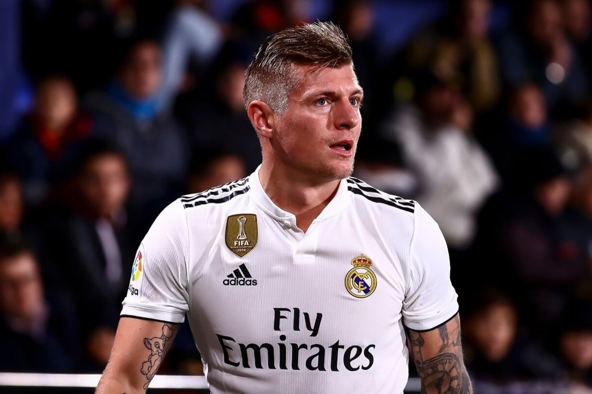 Real Madrid mat hai tru cot truoc dai chien voi Liverpool hinh anh