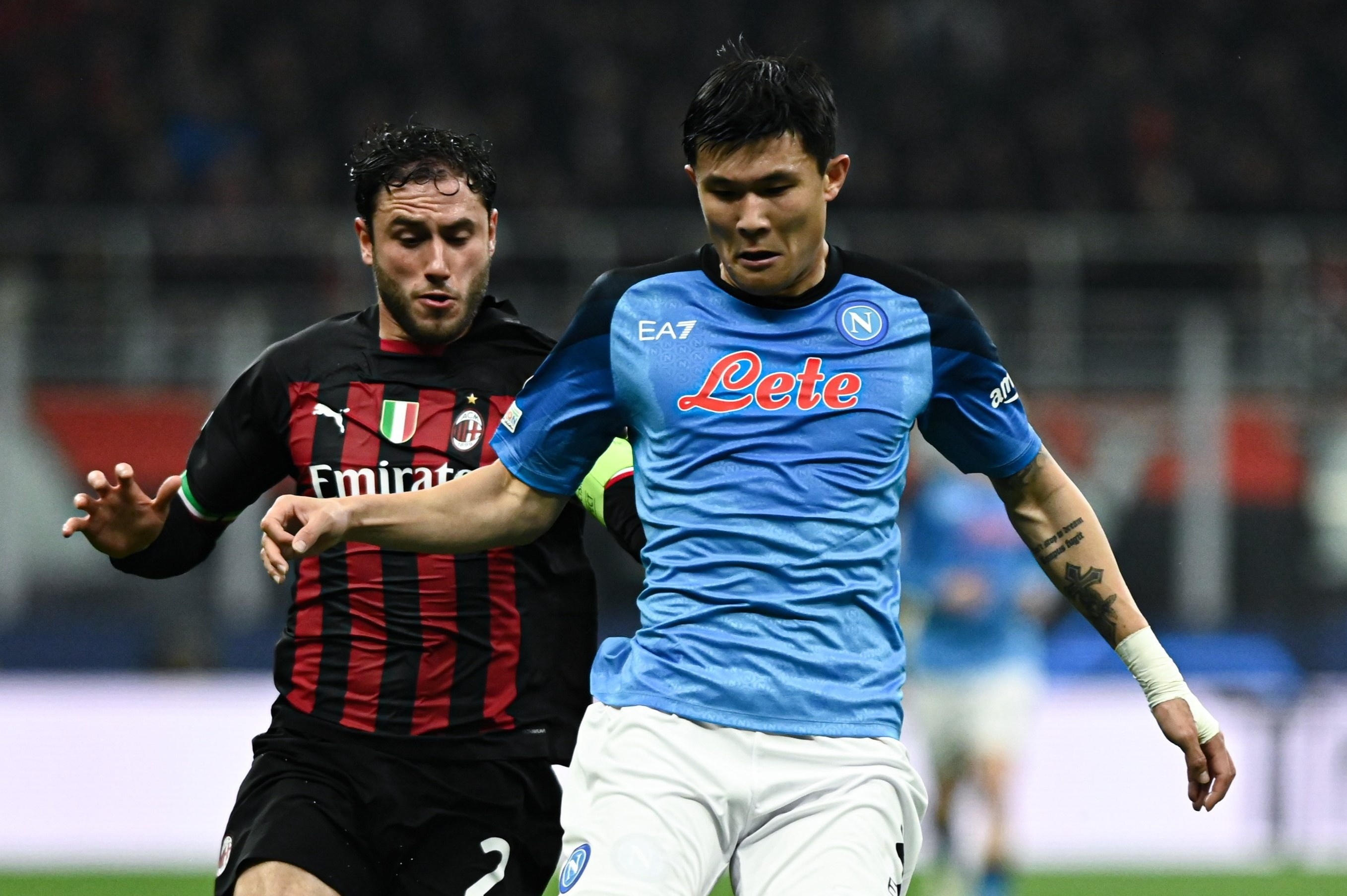 Napoli tra gia dat sau tran thua Milan hinh anh