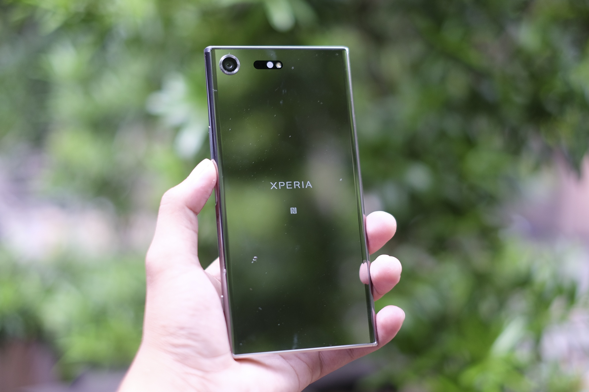 Sony Xperia XZ Premium ra mat tai VN voi gia 18,5 trieu hinh anh
