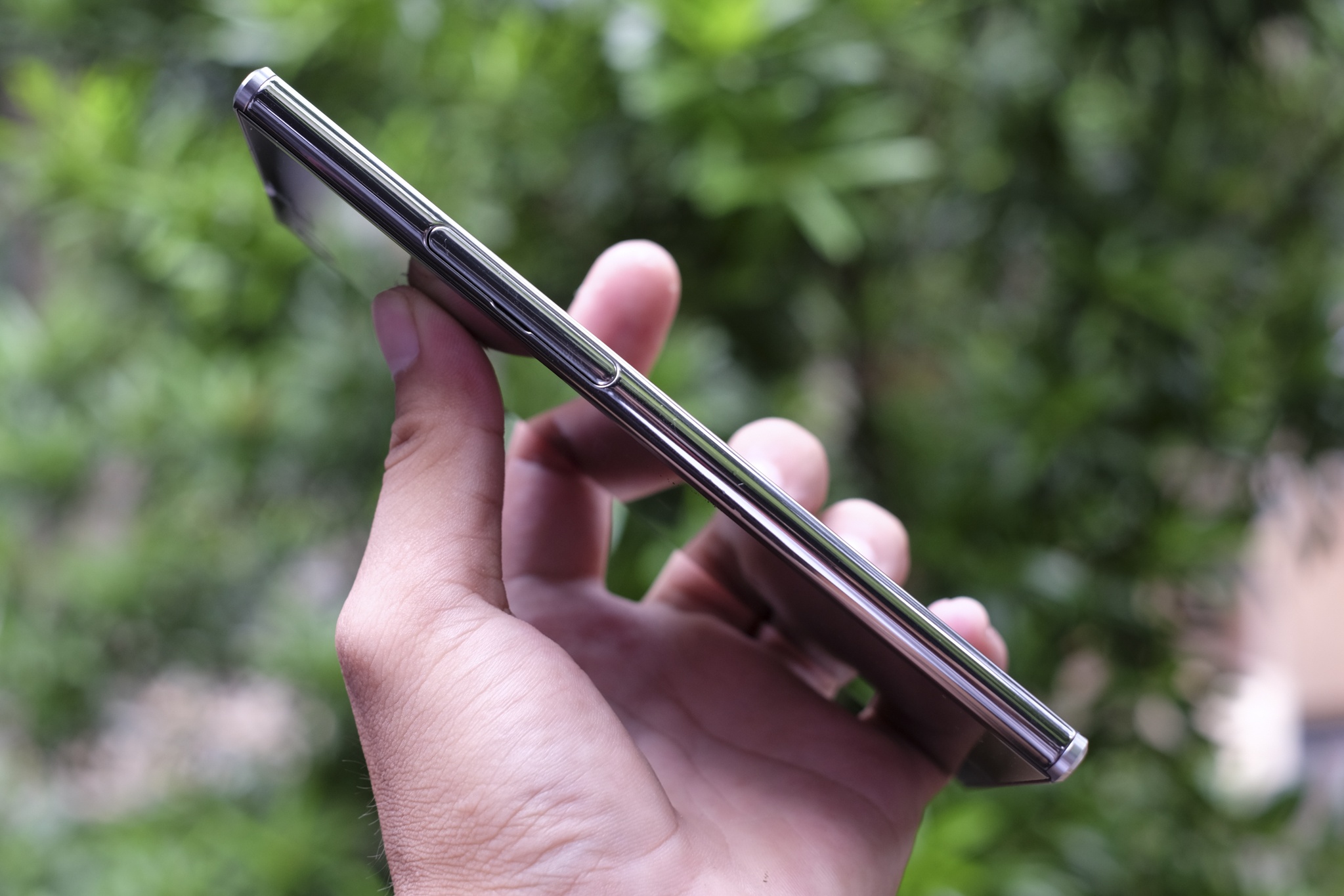 Sony Xperia XZ Premium,  4K HDR anh 6