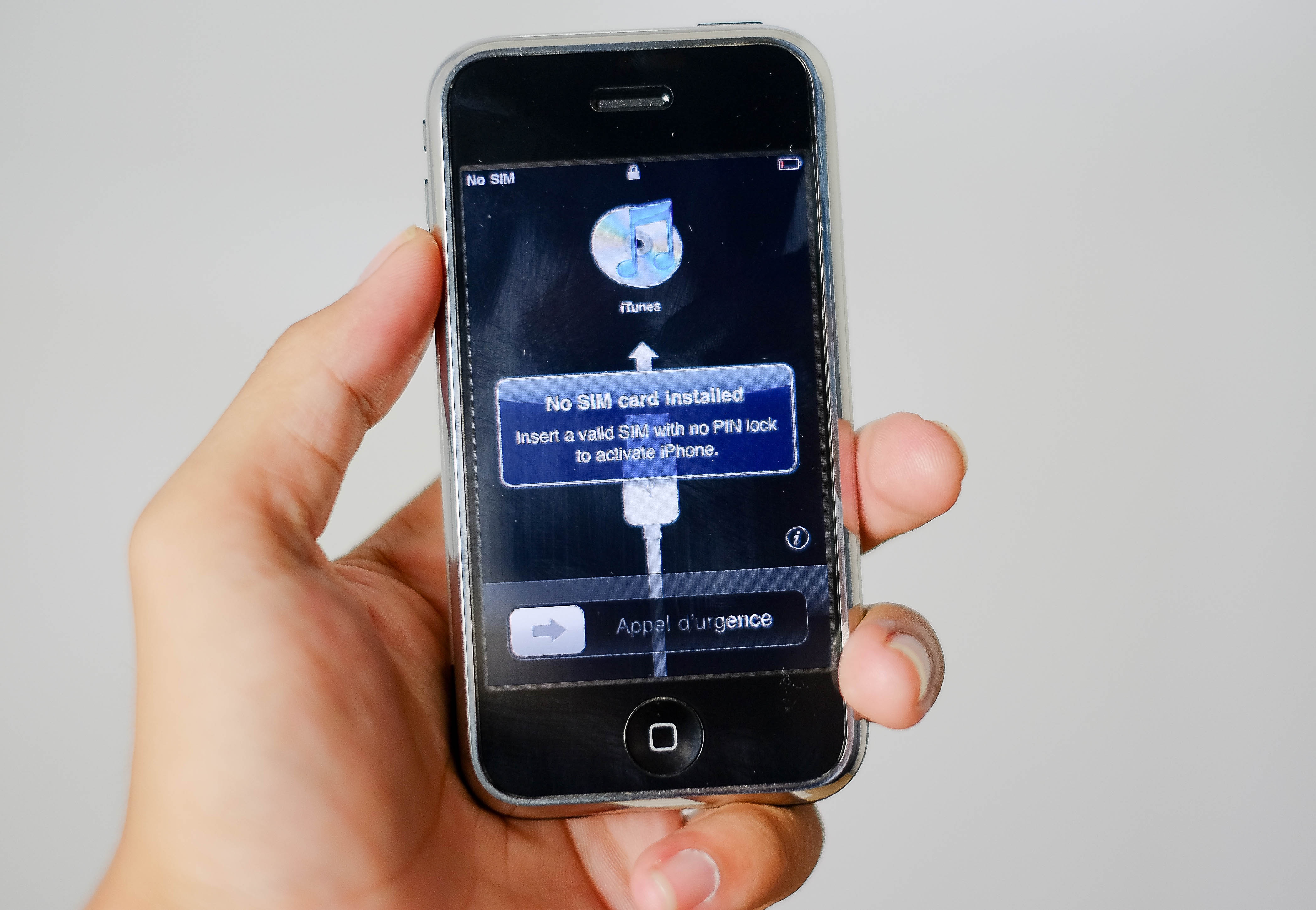 iPhone 2G nguyên bản tại Việt Nam ảnh 6 iPhone 2G nguyen ban tai Viet Nam anh 6