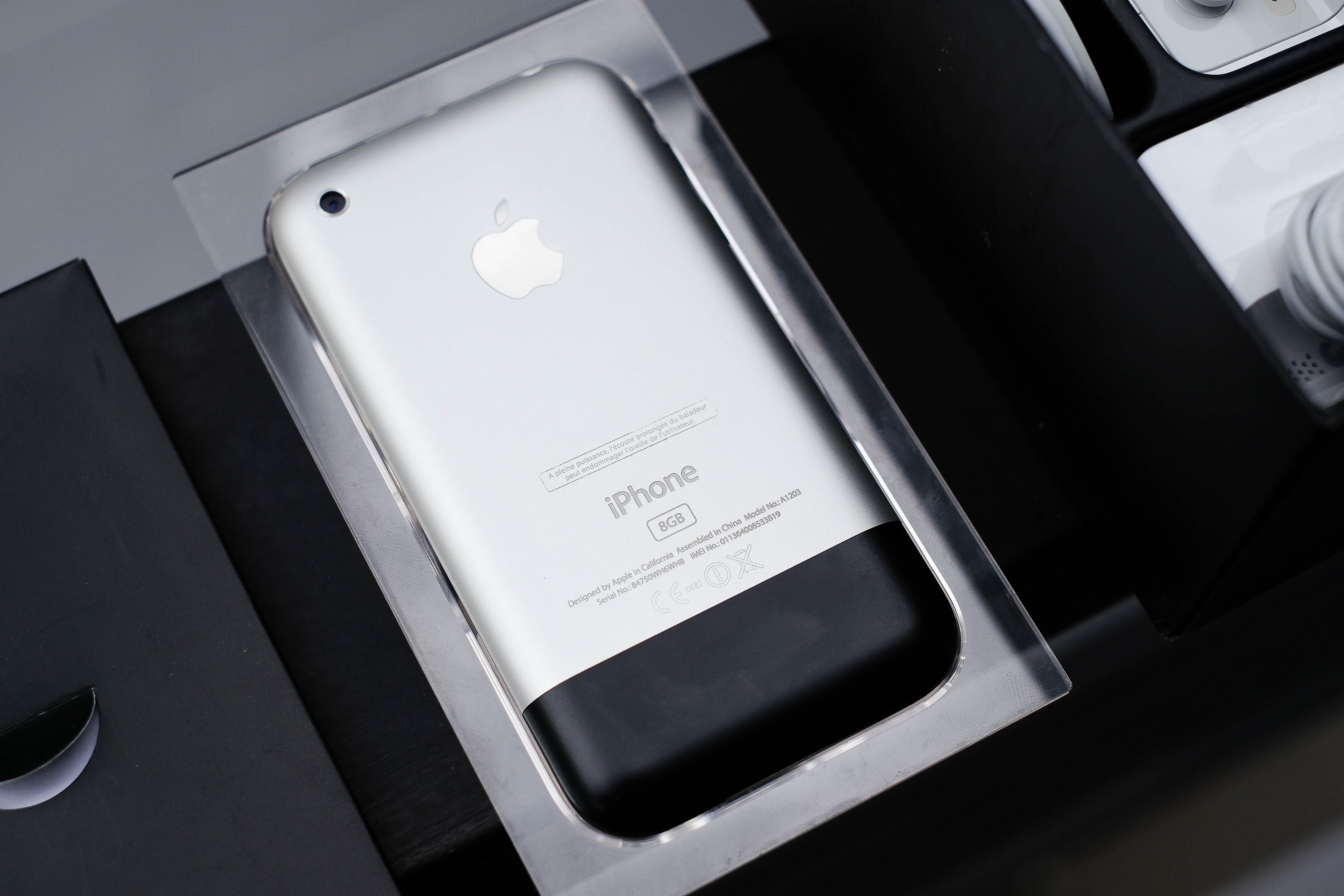 iPhone 2G nguyên bản tại Việt Nam ảnh 12 iPhone 2G nguyen ban tai Viet Nam anh 12