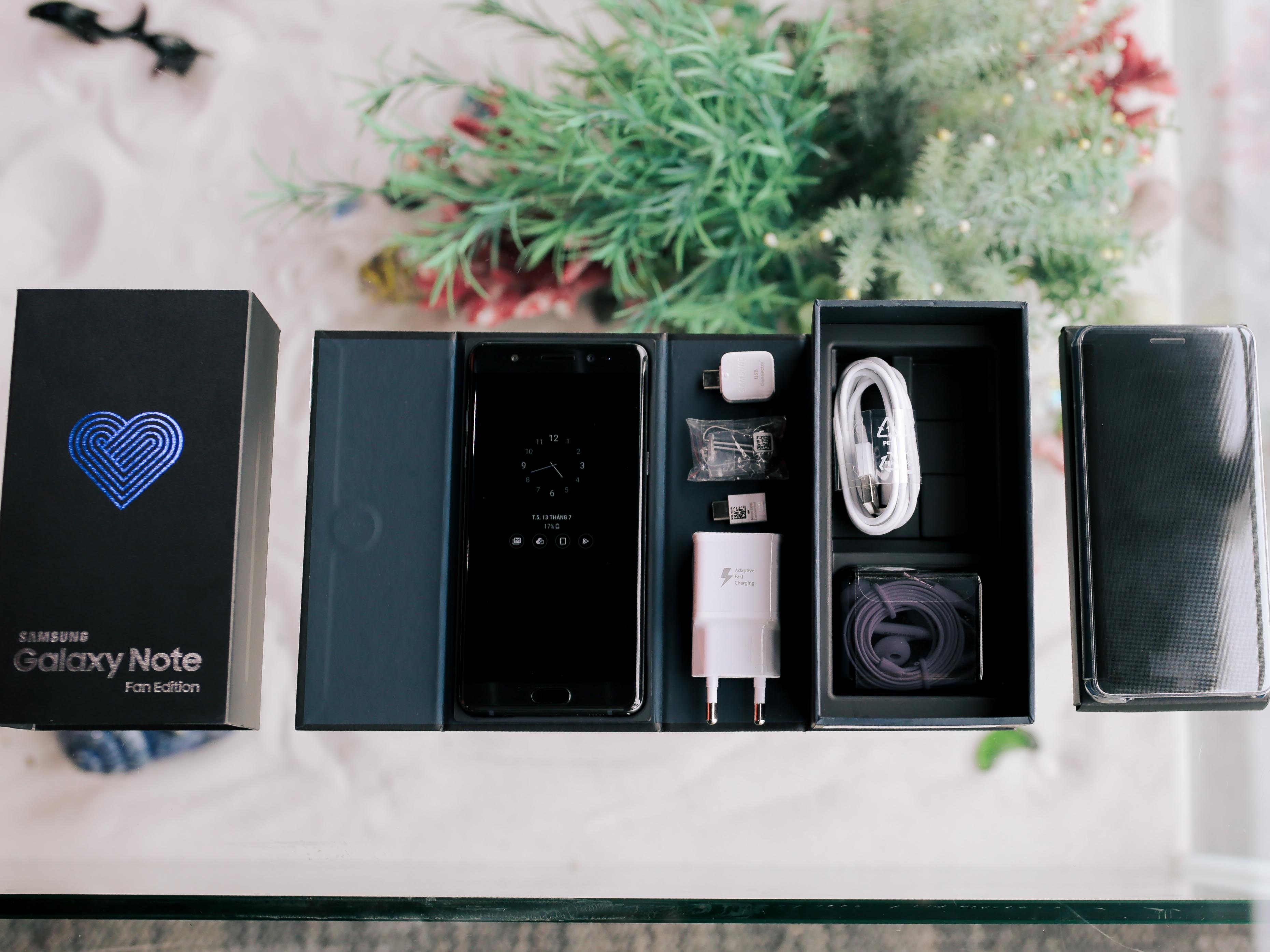 Mua Samsung Galaxy Note FE ảnh 3 Mua Samsung Galaxy Note FE anh 3