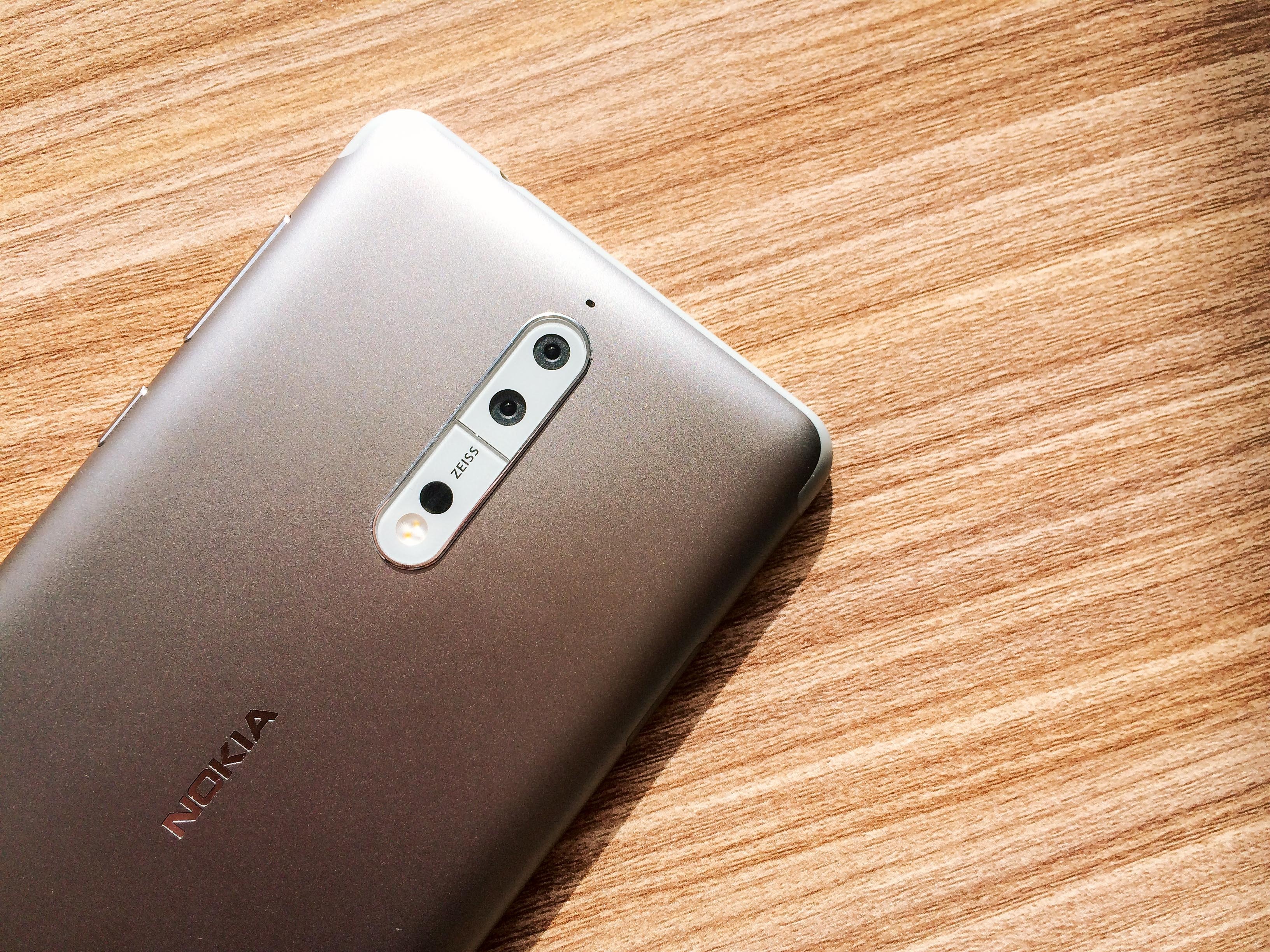 Nokia 8 chinh thuc ra mat anh 6