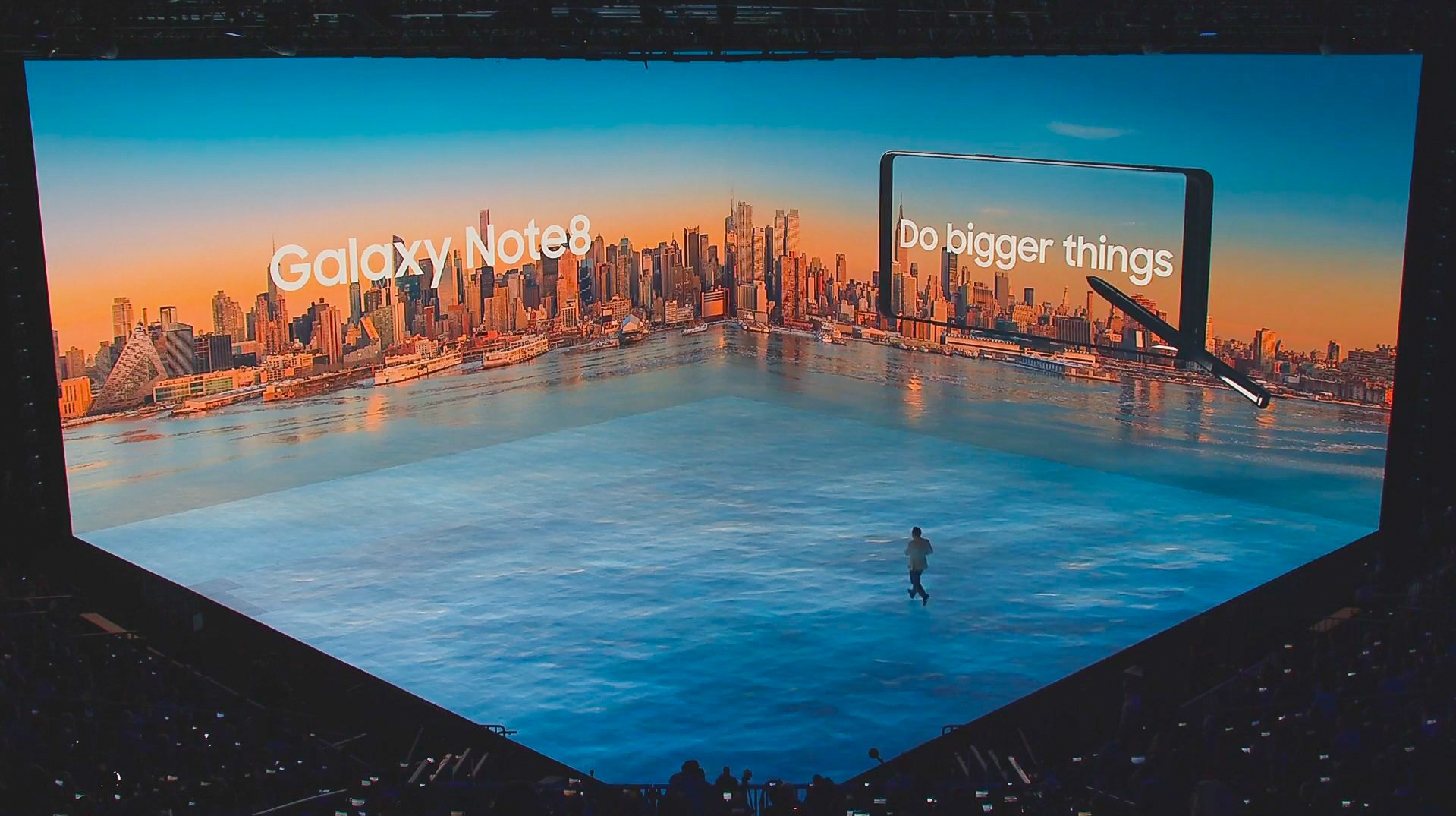 Sân khấu ra mắt Galaxy Note 8 ảnh 4 San khau ra mat Galaxy Note 8 anh 4