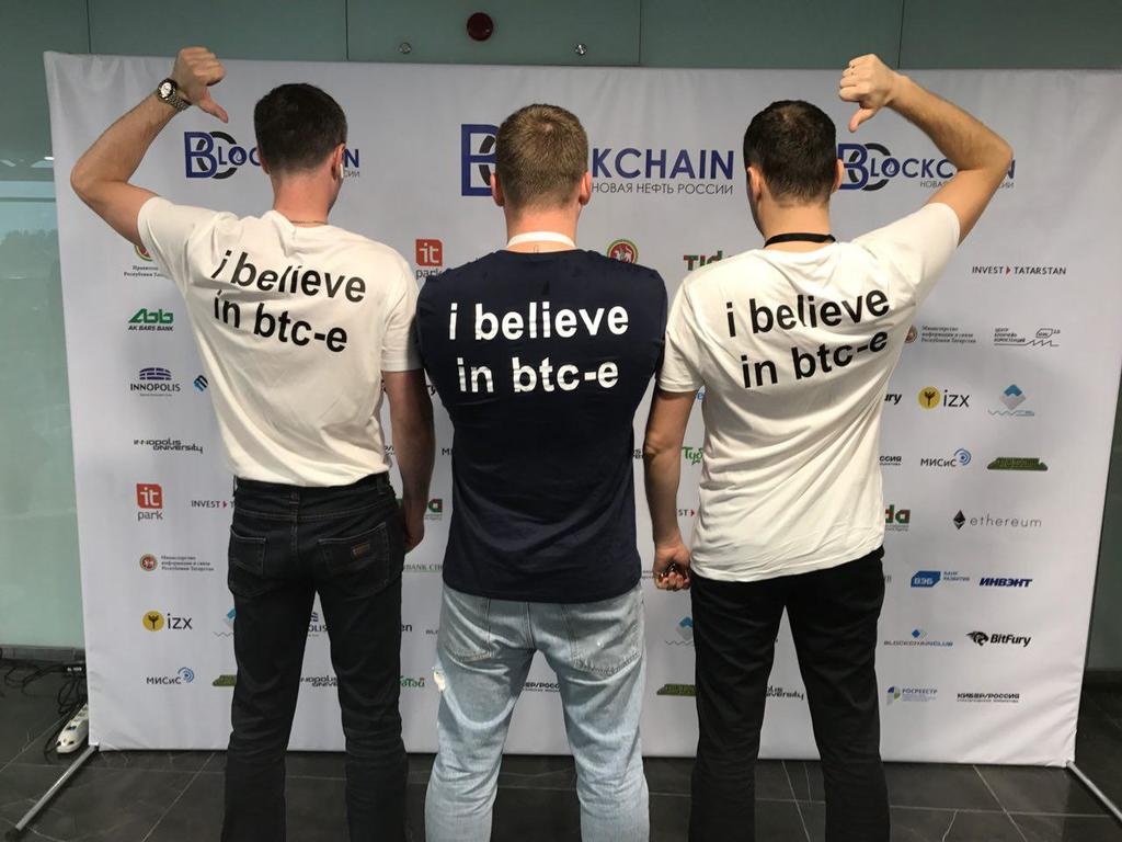 San Bitcoin BTC-E mo cua tro lai sau mot thang bi niem phong hinh anh