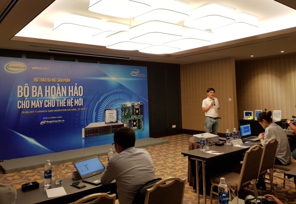 Intel gioi thieu giai phap tang 40% hieu suat may chu hinh anh