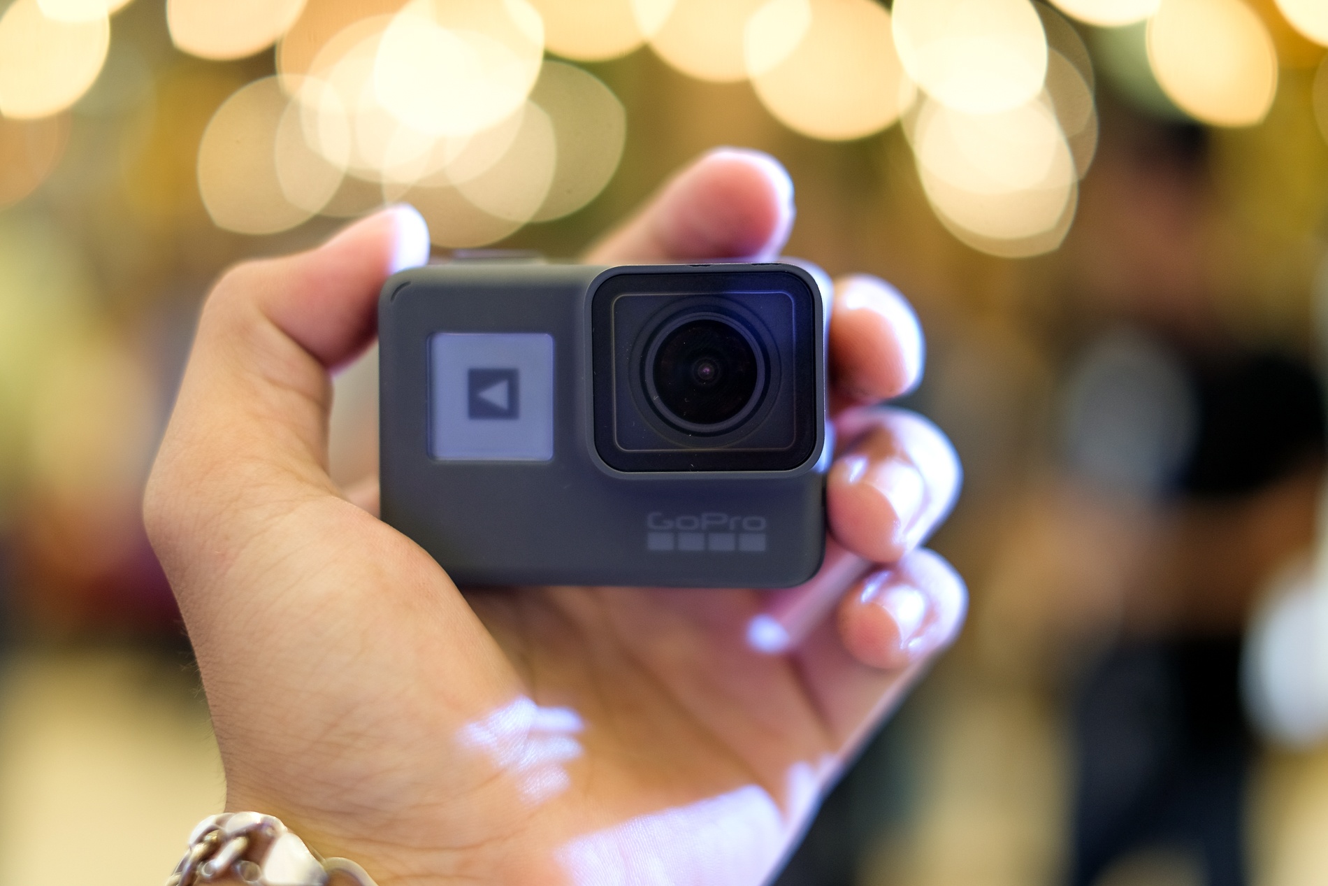 GoPro HERO 6 Black: Quay phim 4K 60 fps gia 12,9 trieu tai VN hinh anh