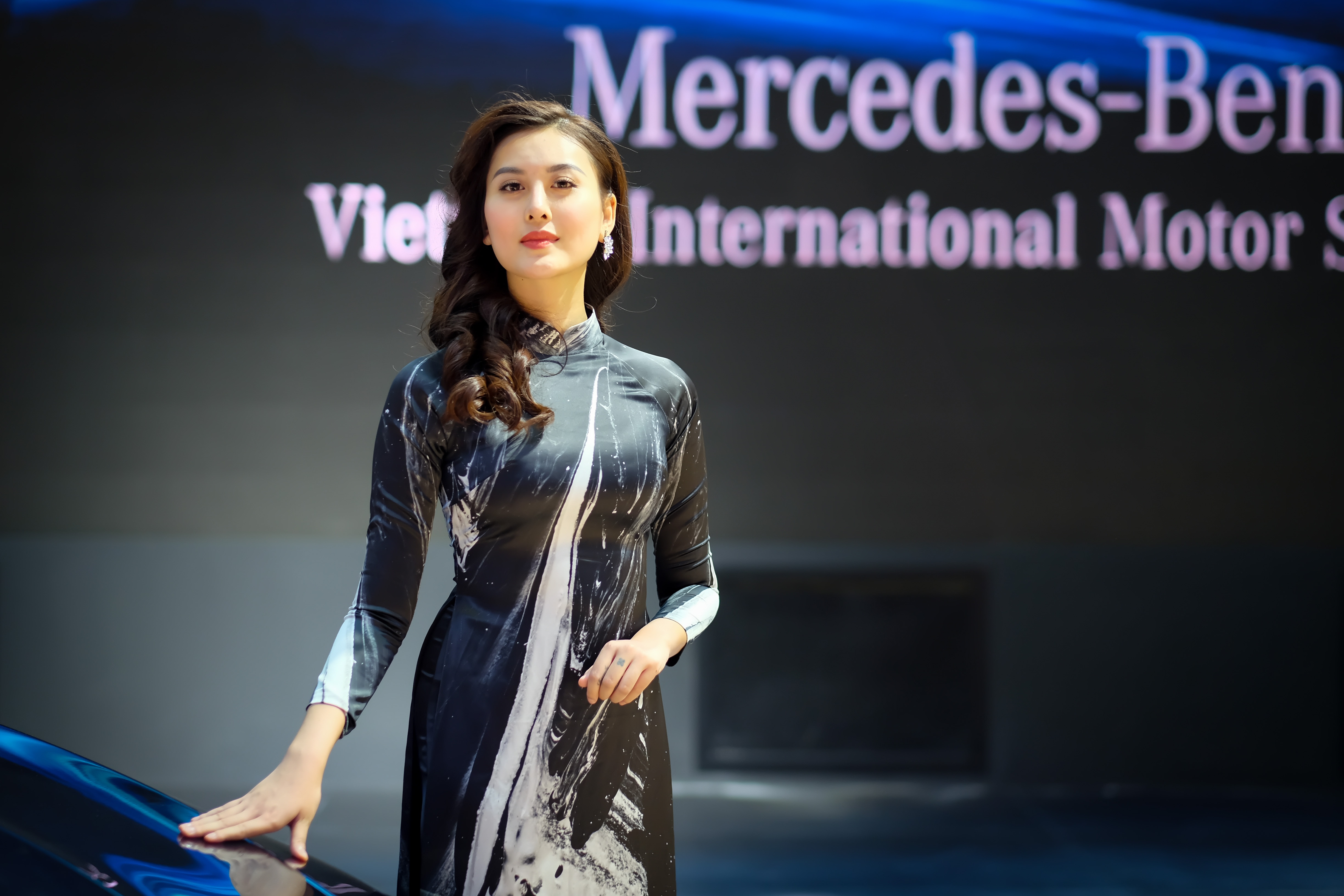 Nguoi mau tai trien lam VIMS 2017 anh 2