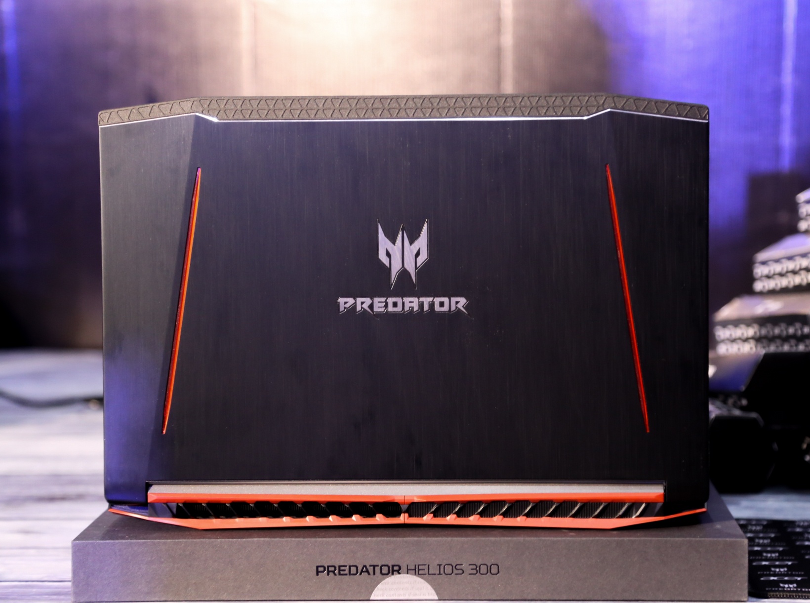 Laptop cho game thu gia tu 27 trieu cua Acer hinh anh